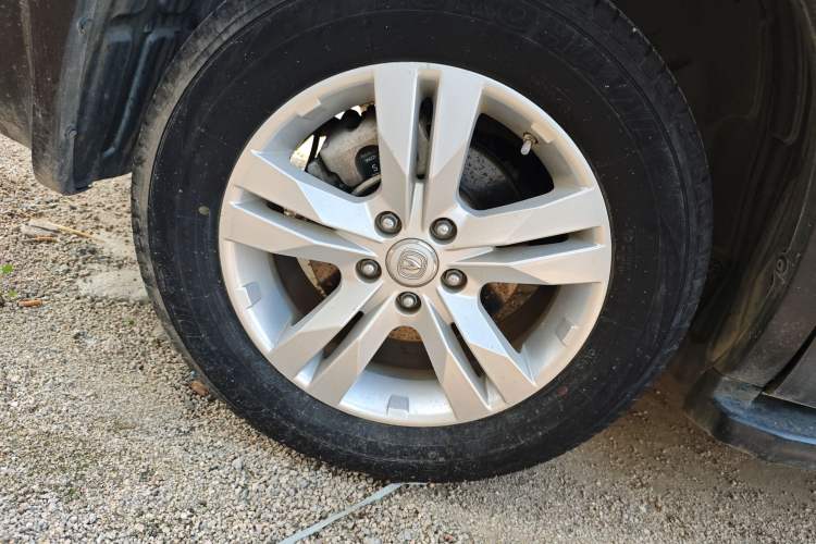 Used CHANGAN CS75 2016 1.8T Automatic Elite Model China V Standard
