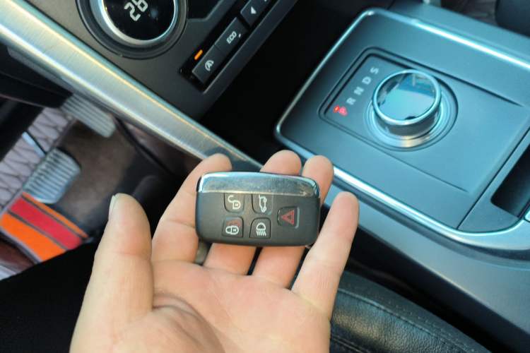 Used Land Rover Discovery Sport 2015 2.0T SE Vehicle Key