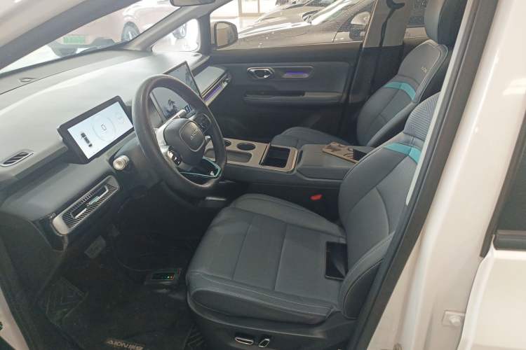 Used AION Y 2023 Plus 610 Smart Edition Ternary Lithium
