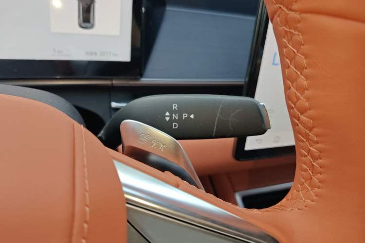 Used BYD Tang L 2025 EV 670KM LiDAR Flagship Version