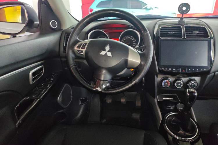 Used Mitsubishi ASX 2016 1.6L Manual Two-Wheel Drive Pioneer Edition
