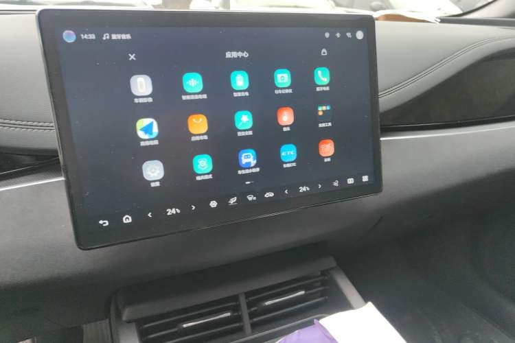 Used BYD Seal 06 New Energy 2025 DM-i Smart Drive 80KM Luxury Model Audio And AC Panel