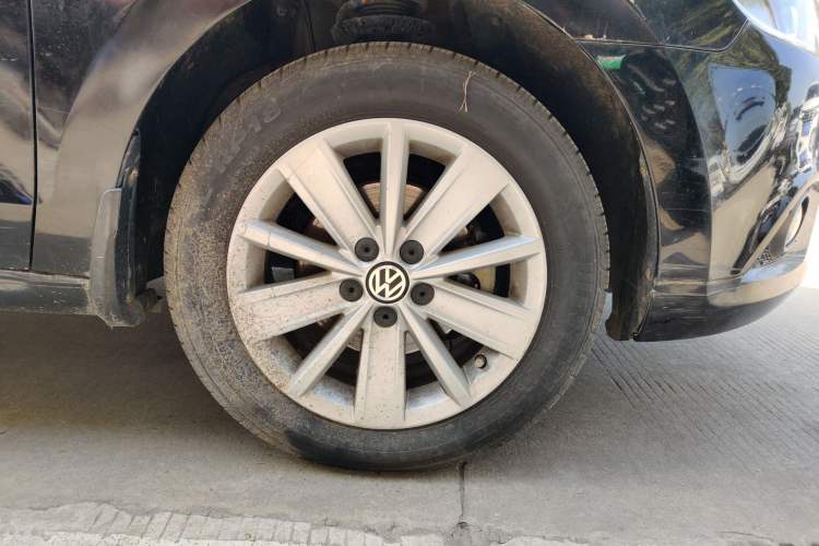 Used Volkswagen Jetta 2015 Zhuihui Edition 1.6L Manual Comfort Model
