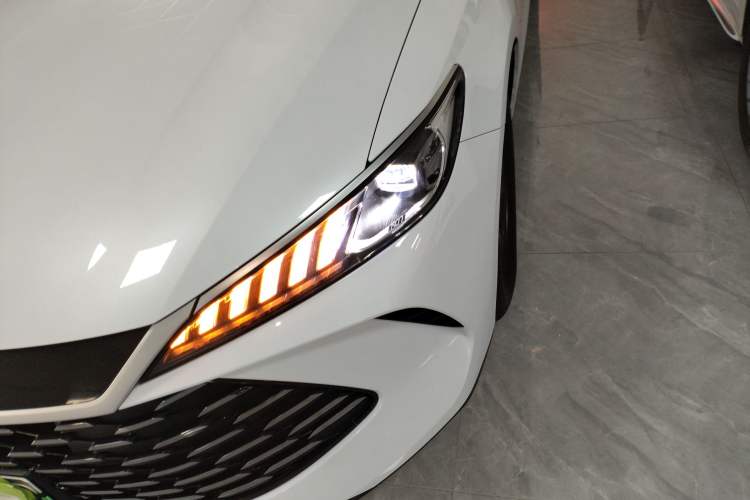 Used BYD Qin PLUS 2025 DM-i Smart Drive 55KM Leading Model Left Front Headlight