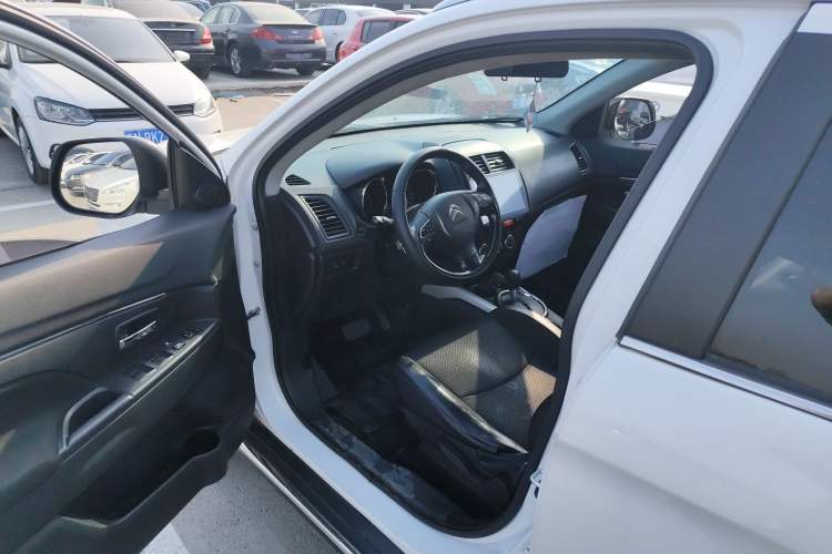 Used Citroen C4 Aircross 2013 2.0L Two-Wheel Drive Comfort Edition
