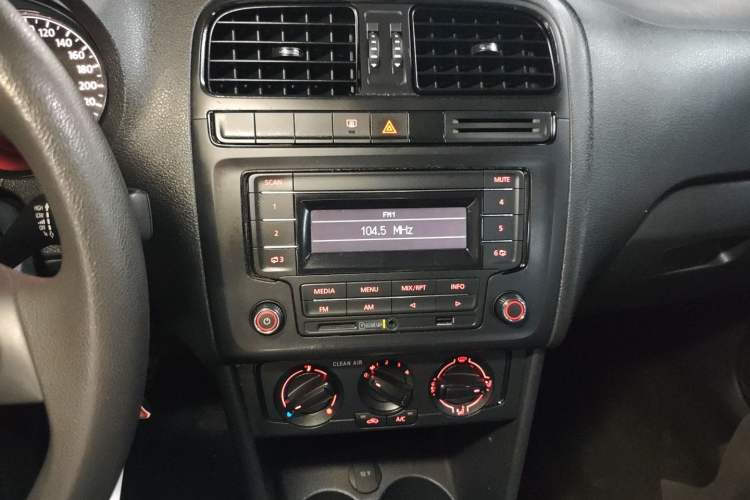 Used Volkswagen Polo 2016 1.4L Automatic Trendy Model
