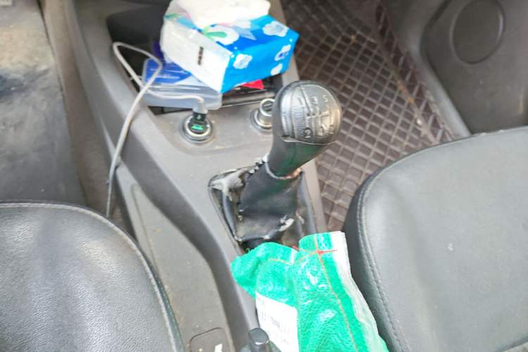 Used Wuling Hongguang 2015 1.5L S Base Model China IV
