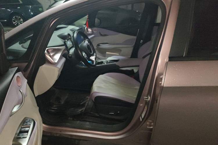 Used BYD Dolphin 2023 420 km Fashion Edition
