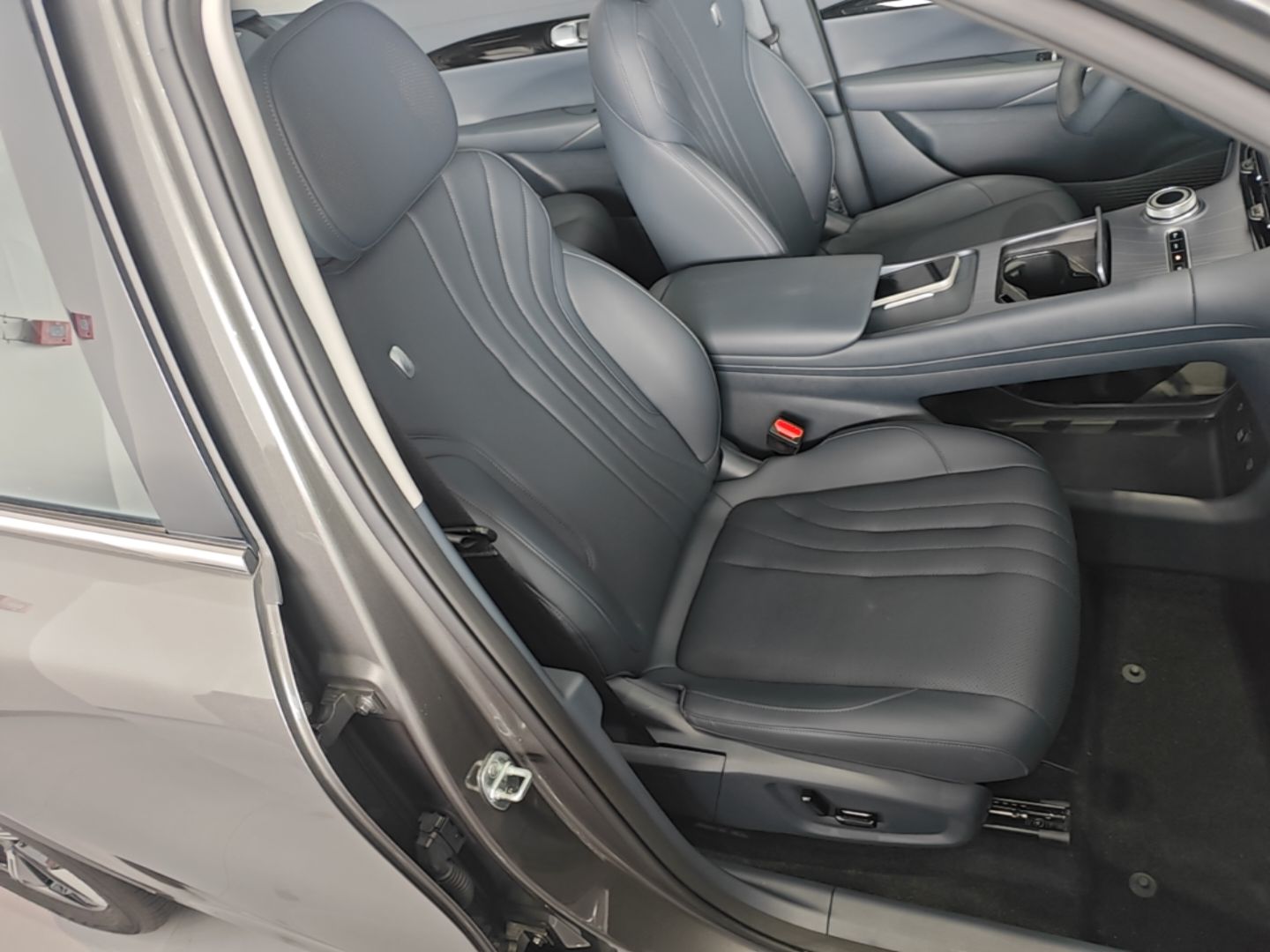 Geely Galaxy E5 2026 Model 610km Exploration+ Edition — снимка 19
