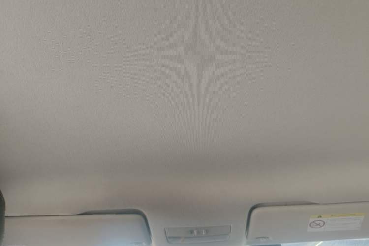Used Volkswagen Santana 2015 1.6L Manual Fashion Edition Headliner
