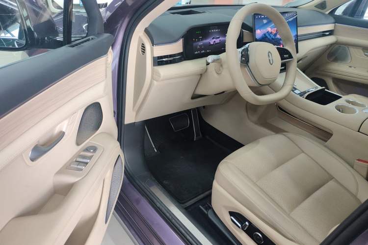 Used Hima AITO M5 2025 Extended-Range Ultra All-Wheel-Drive Version