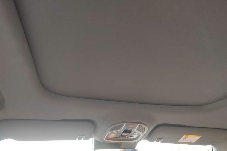 Used Geely Galaxy Xingjian 7 EM-i 2025 120km Exploration+ Version Headliner