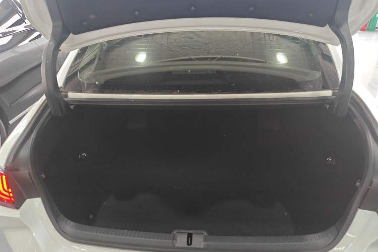 Used Lexus ES 2020 200 Luxury Edition Trunk