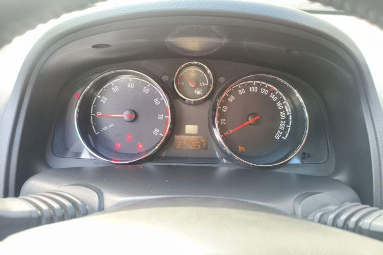 Used Opel Antara 2013 2.4L 4x4 Luxury Edition
