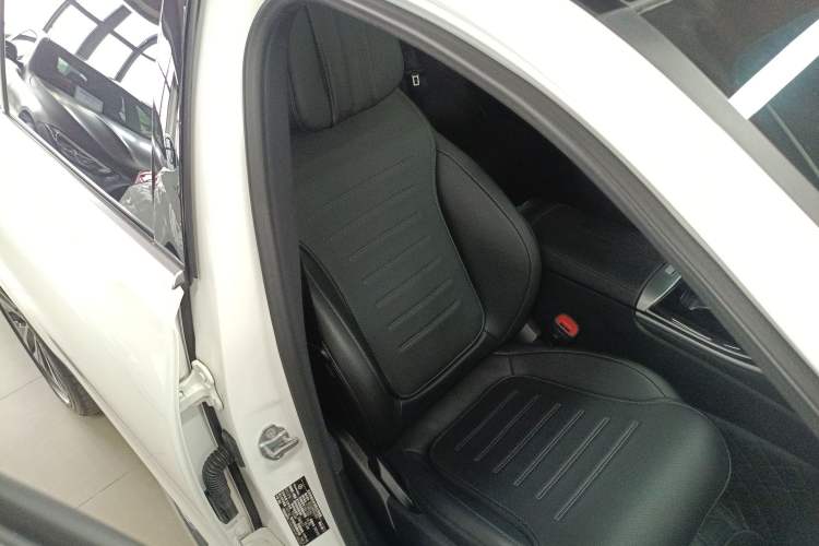 Used Mercedes-Benz C-Class New Energy 2023 Facelift C 350 eL
