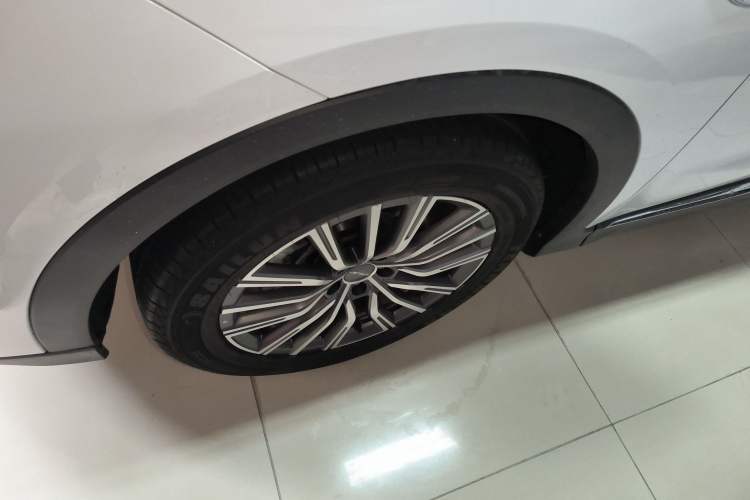 Used JETOUR X70 PLUS 2023 1.5T DCT Brave PLUS 5-Seater