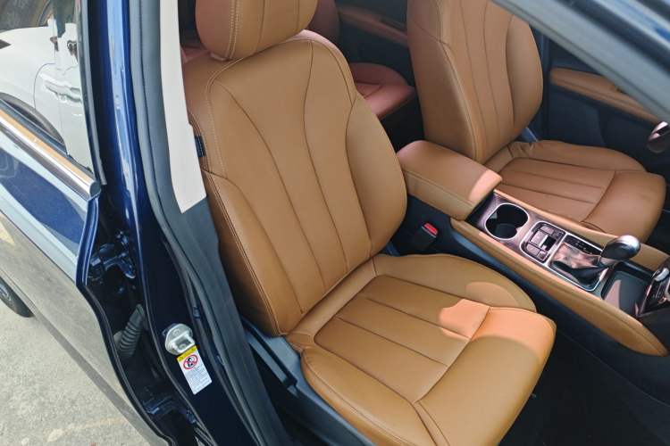 Used BYD Song MAX 2018 1.5T Automatic Smart Connect Luxury 6-Seater
