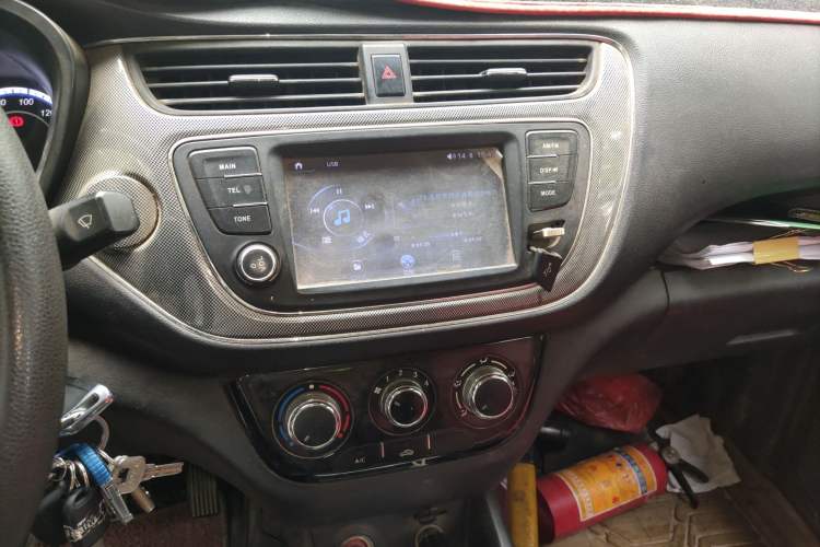 Used CHANGAN KAICHENG Ounuo S 2017 1.5L Ouno S Standard Edition EA15-AB Audio And AC Panel