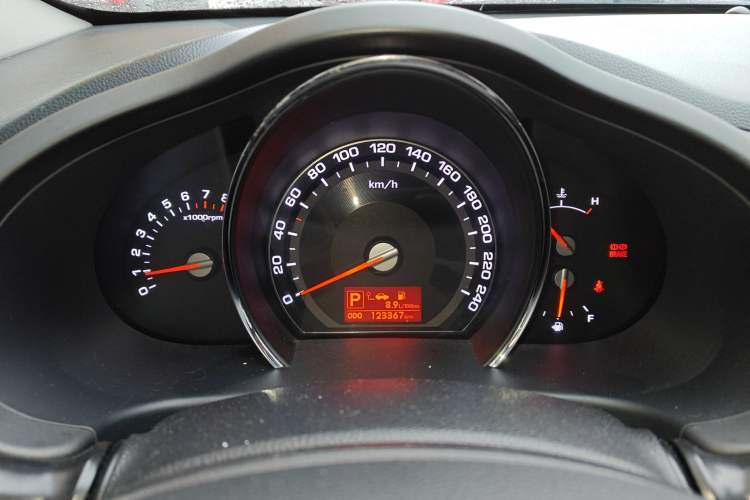 Used Kia Sportage R 2014 2.0L Automatic Two-Wheel Drive GLS Trim