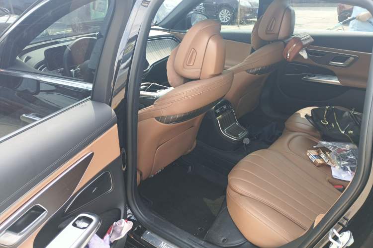 Used Mercedes-Benz E-Class 2025 E 300 L Stylish Model