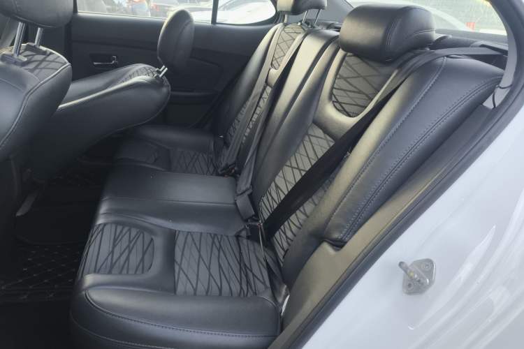 Used Cowin E3 2018 1.5L Automatic Luxury Version
