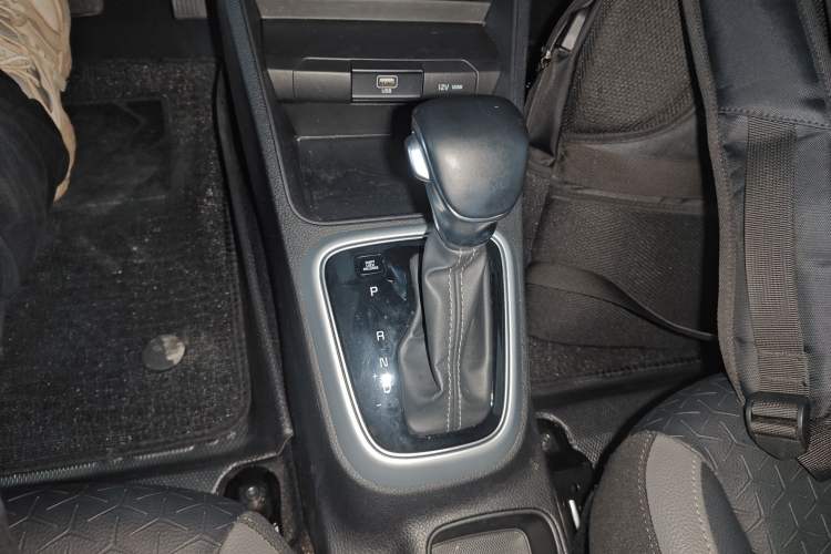 Used Kia kx1 Stonic 2019 1.4L Automatic Sport Edition China VI