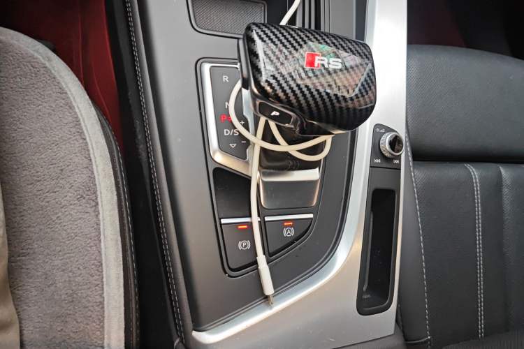 Used Audi A4L 2022 40 TFSI Luxury Dynamic Model