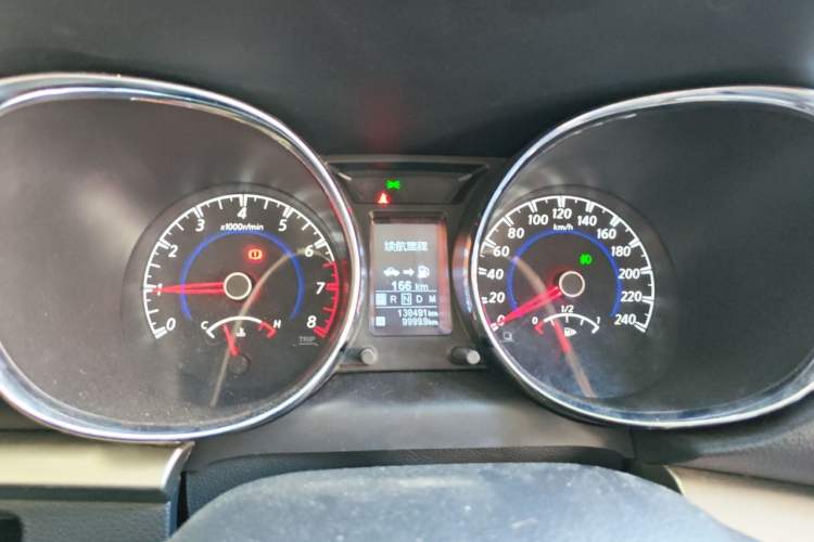 Used Venucia T70 2016 2.0L CVT Smart Choice Edition
