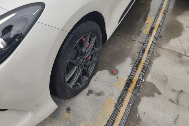 Used IM LS6 2025 Lingxi Intelligent Driving Edition Exterior 4