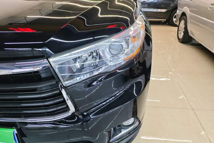 Used Toyota Highlander 2015 2.0T Four-Wheel Drive Luxury Edition 7-Seater
