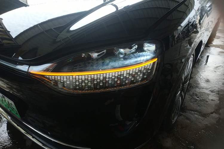 Used Hima AITO M9 2025 Extended-Range Ultra Version 52 kWh 6-Seater