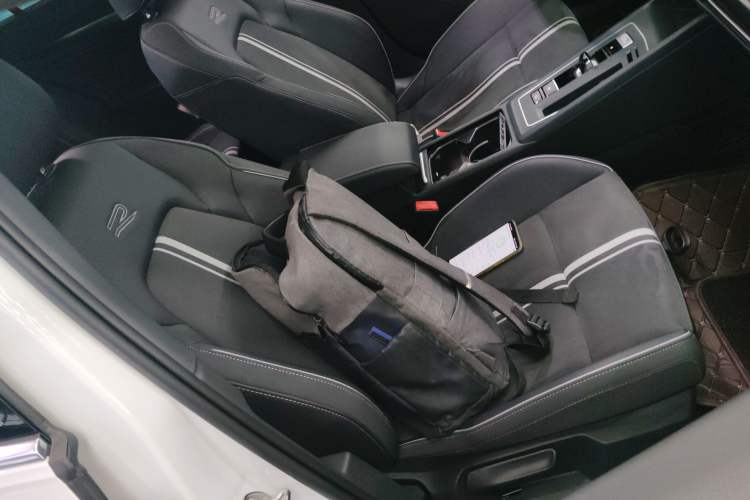 Used Volkswagen Golf 2023 Facelift 280TSI DSG R-Line Lite