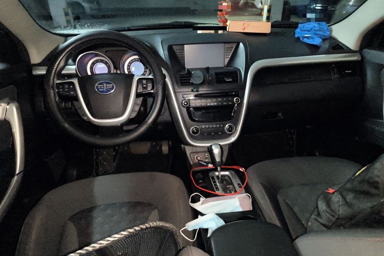 Used Bestune X80 2013 2.0L automatic comfort version