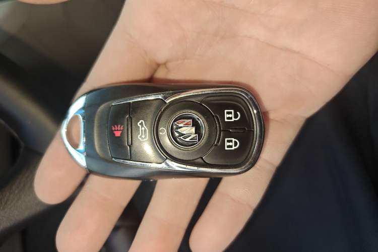 Used Buick GL8 2023 Land Executive Class 652T Luxury Model Interior 1