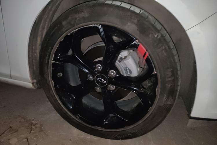 Used Chevrolet Malibu XL 2022 Redline 550T Automatic Sport Edition Right Front Wheel Hub