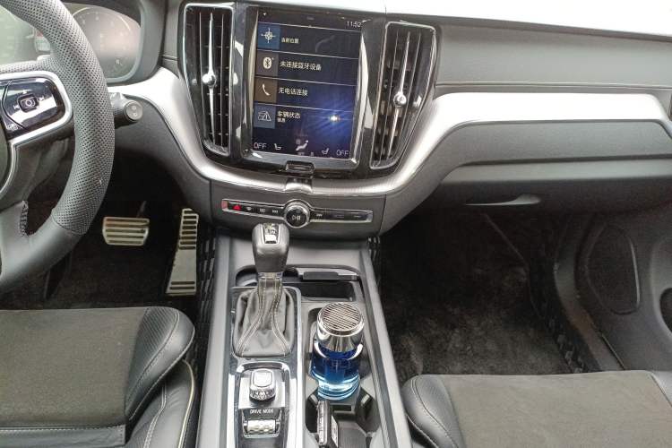 Used Volvo XC60 2018 T5 4x4 Zhiya Sport Edition