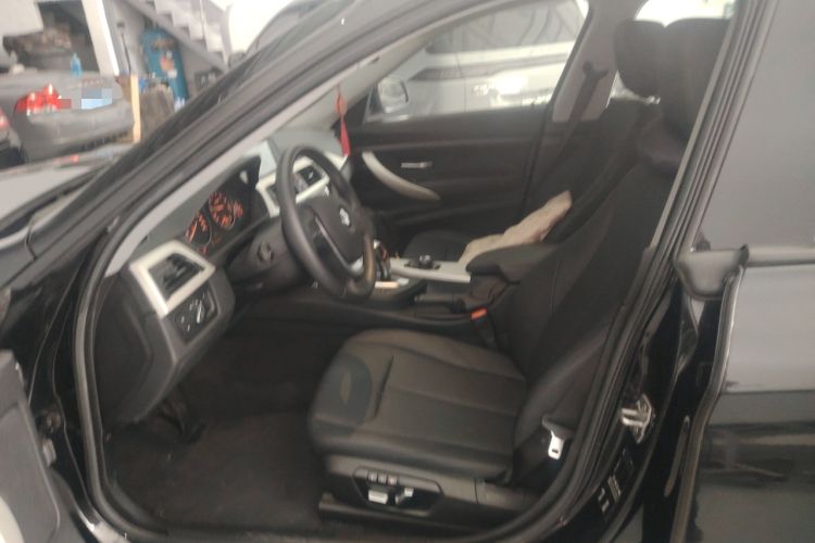 Used BMW 3 Series GT 2017 320i Sport Edition
