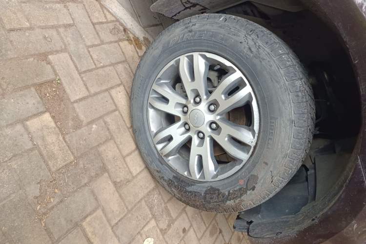 Used Ford Everest 2017 2.0T Gasoline Automatic 4x4 Luxury Edition 5 Seats