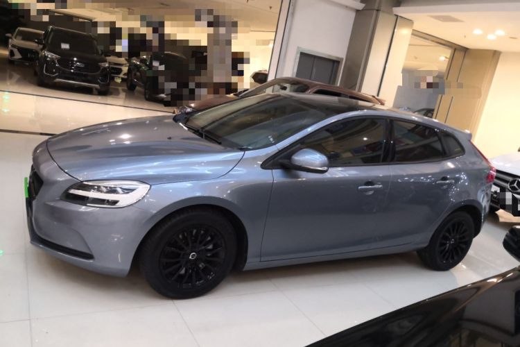 Used Volvo V40 2019 T3 Zhiyi Edition