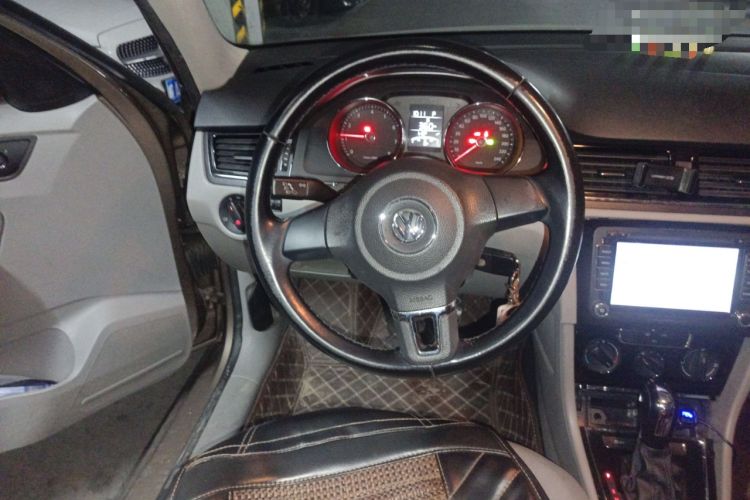 Used Volkswagen Bora 2014 1.6L Automatic Fashion Model