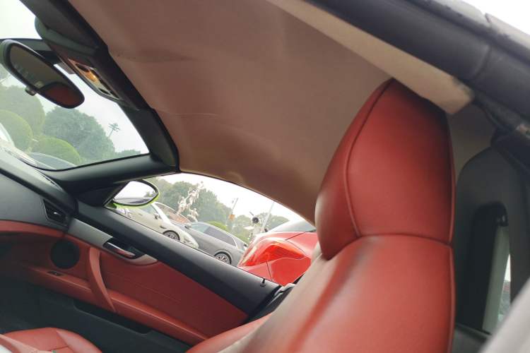 Used BMW Z4 2009 sDrive23i Leading Model