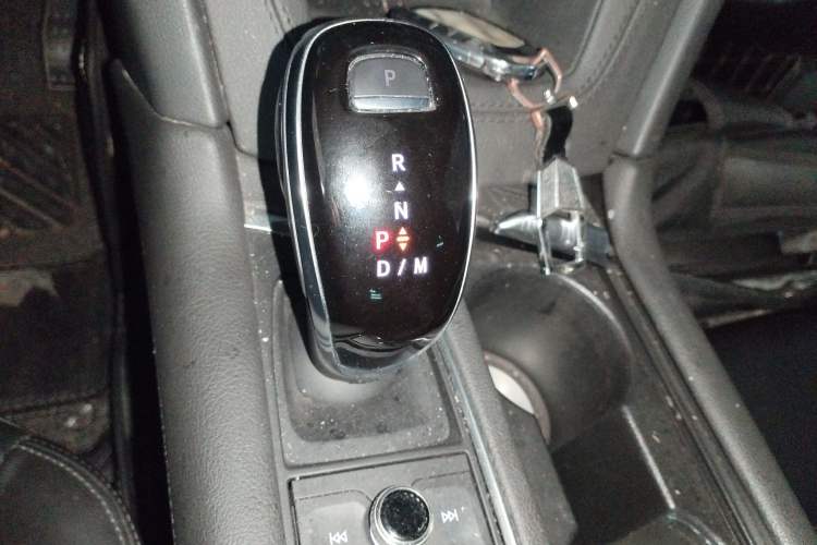 Used Cadillac XT6 2021 28T Six-Seater Luxury Version Gear Lever