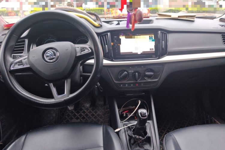 Used Skoda Kamiq 2018 1.5L Manual Standard Edition China VI Center Console
