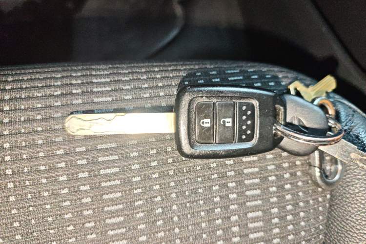 Used Honda Vezel 2015 1.8L CVT 2WD Elite Model