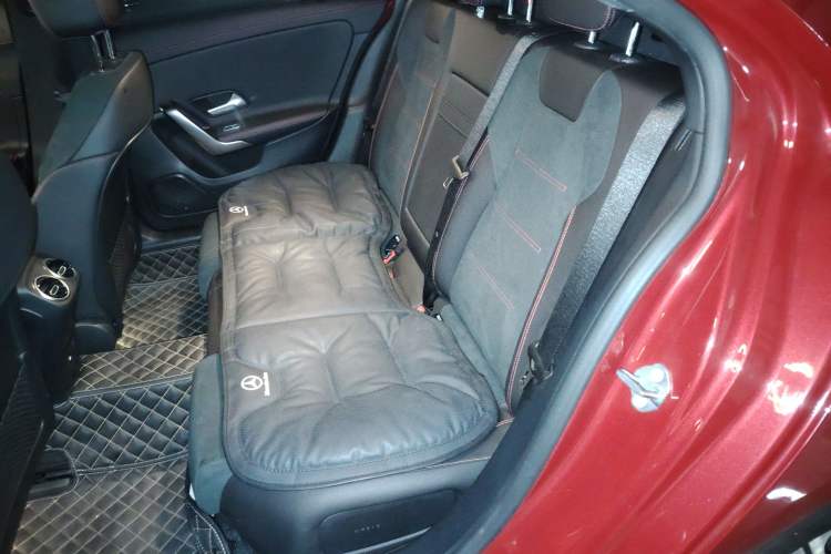 Used Mercedes-Benz A-Class 2023 A 200 L Fashion Model Left Rear Seat