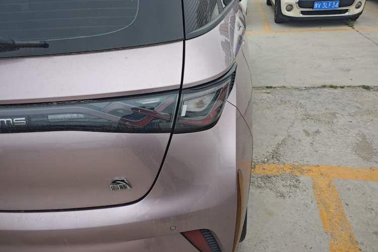 Used BYD Dolphin 2023 420 km Fashion Edition