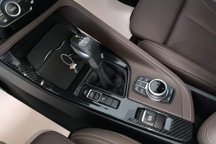Used BMW X1 2016 sDrive20Li Luxury Model Gear Lever