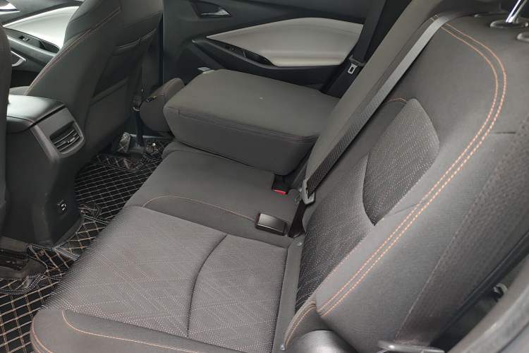 Used Chevrolet Orlando 2018 530T Automatic Luxury Edition (5+2 Model) China V Standard
