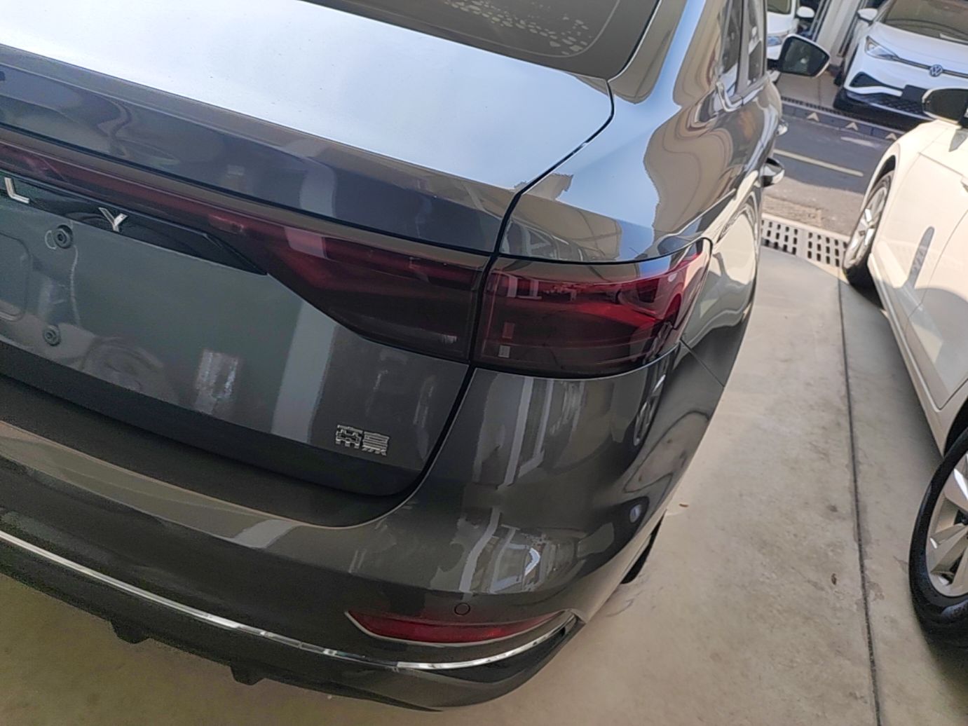 Geely Auto Emgrand 2022 4th Generation 1.5L CVT Flagship Model — снимка 9