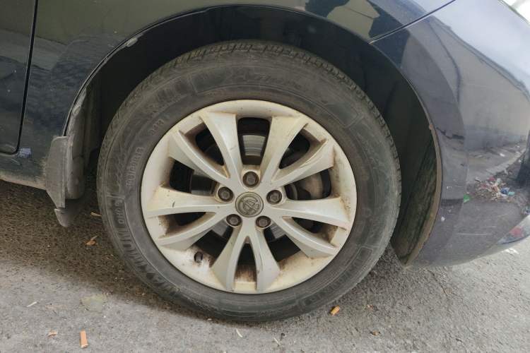 Used Brilliance H220 2014 1.5L Manual Elite Model
